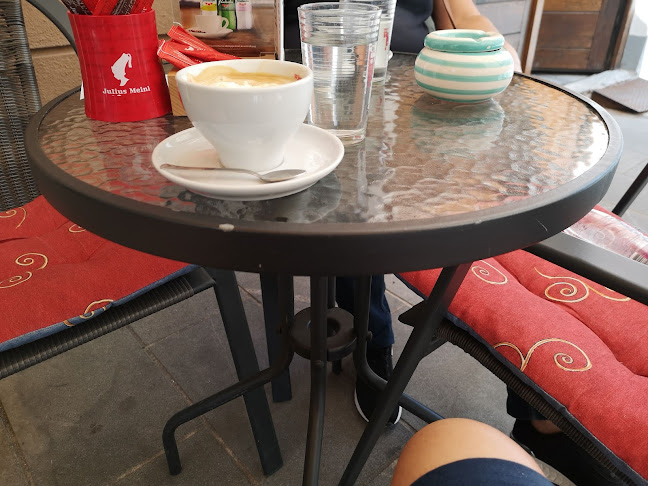 Ekspresso, prodajalna kave in napitkov, Tatjana Kos s.p.