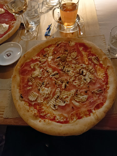 Tacenska cesta 95, 1000 Ljubljana