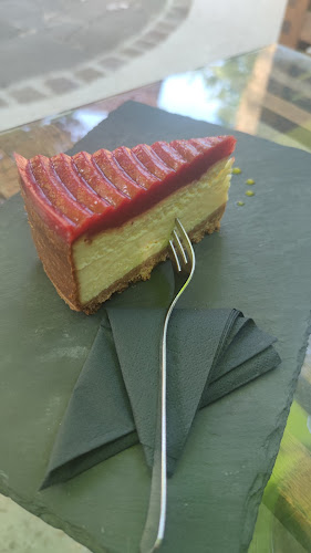 Sputnik Kavarna d.o.o. - Gastronomija in gostinstvo