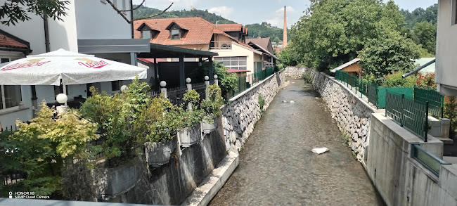 Rondo Caffe bar - Gastronomija in gostinstvo