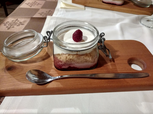 Sela pri Ratežu 18, 8321 Brusnice