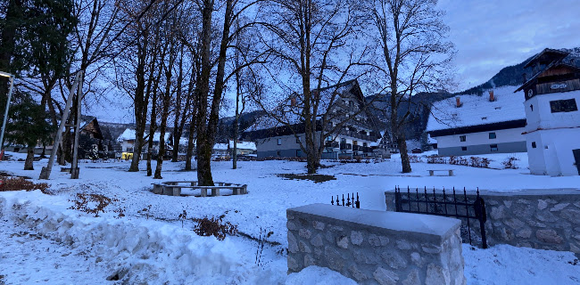 Restavracija Zoisov Grad