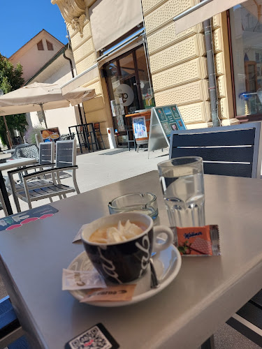 Mestna Kavarna Celje - Gastronomija in gostinstvo