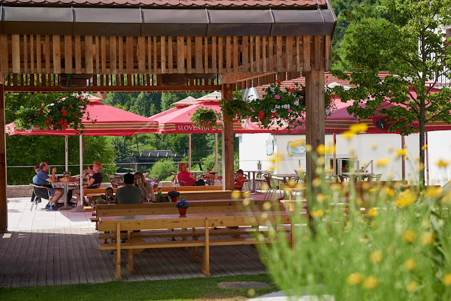 Opinii despre Modrijanova domačija / Grill în Postojna - Gastronomija in gostinstvo