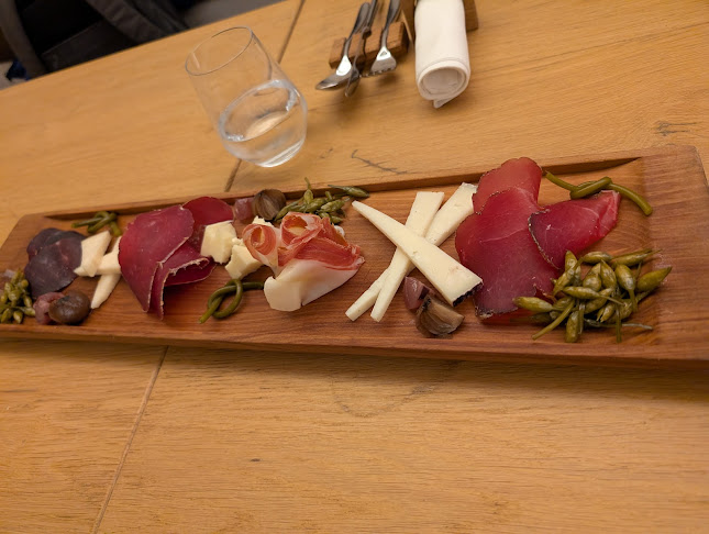 Opinii despre Krhne în Vipava - Gastronomija in gostinstvo