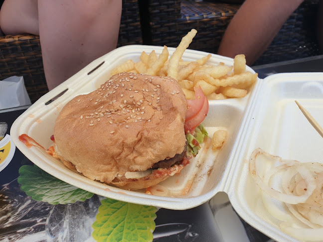 Opinii despre Catez Burger în Brežice - Gastronomija in gostinstvo