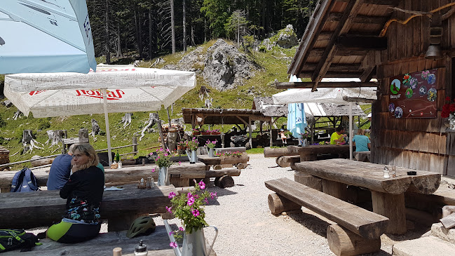 Koča na planini Dolga njiva