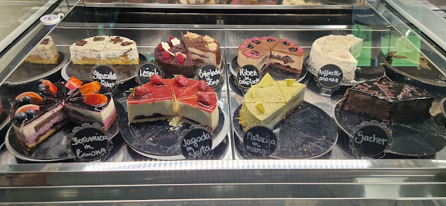 Opinii despre SLAŠČIČARNA SLADKA KASTINA în Ivančna Gorica - Gastronomija in gostinstvo