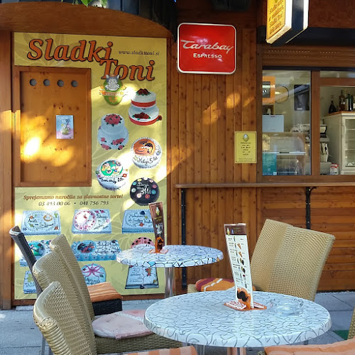 Sladki Toni - Gastronomija in gostinstvo