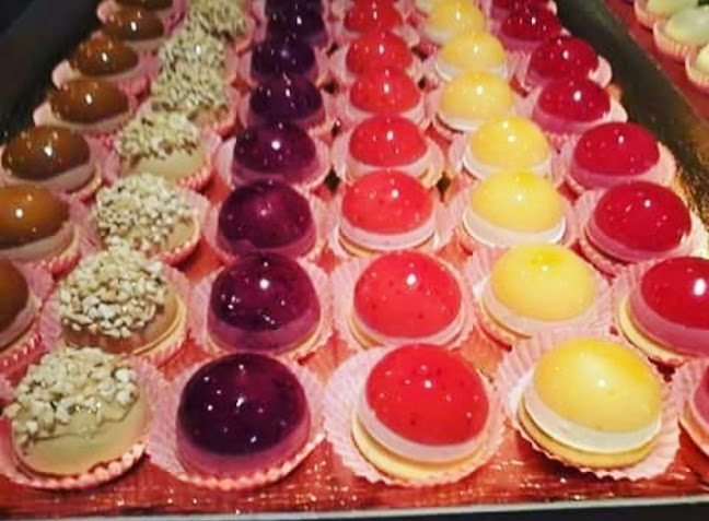 Pastry Shop and Café Opera - Gastronomija in gostinstvo