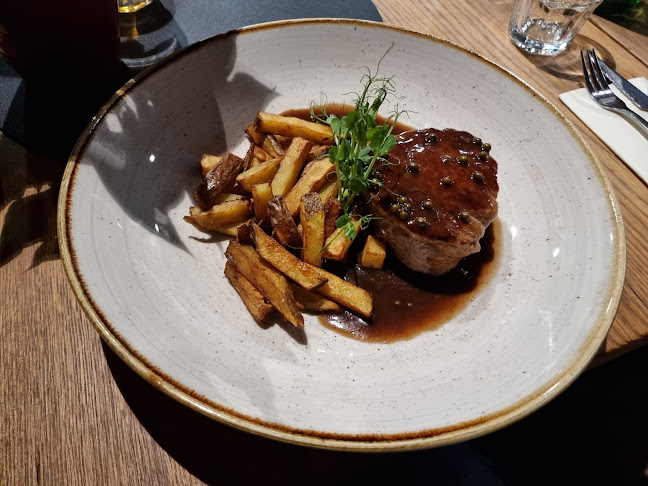 Comentarii opinii despre Cool House Vič