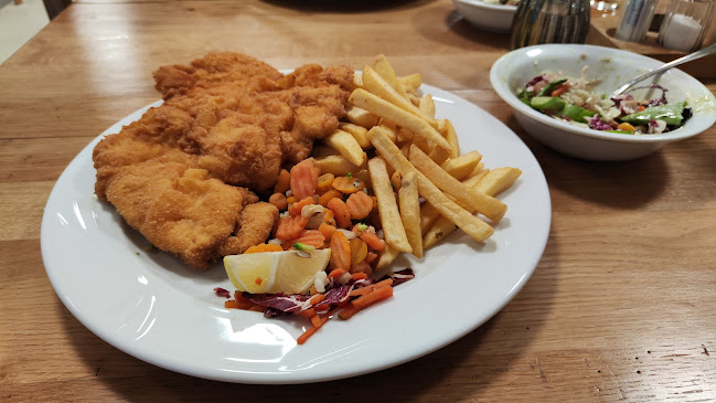 Opinii despre Snežinka în Pesnica pri Mariboru - Gastronomija in gostinstvo