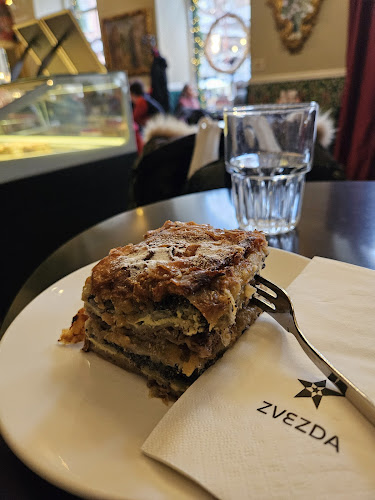 Comentarii opinii despre Kavarna Zvezda