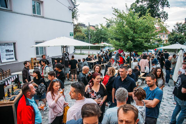 Grudnovo nabrežje 15, 1000 Ljubljana