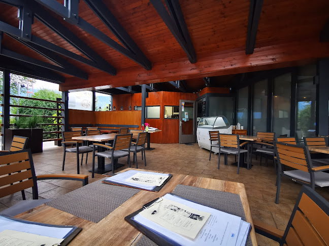 Restavracija in pizzerija Center, Miha Gluščič d.o.o. - Gastronomija in gostinstvo