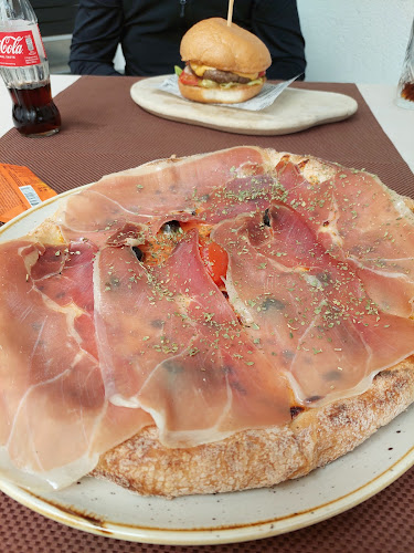 Comentarii opinii despre Lipa kavarna, pivnica in restavracija