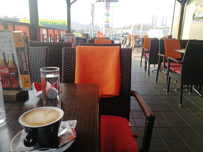 Opinii despre Mozart Cafe în Škofja Loka - Gastronomija in gostinstvo