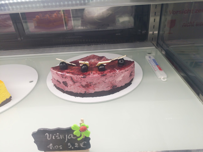 Polonine sladke skrivnosti, proizvodnja in prodaja slaščic, Polonca Krajnc Hegediš s.p. - Gastronomija in gostinstvo