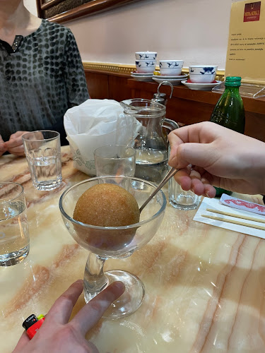 KITAJSKA RESTAVRACIJA HONG KONG 2 | NANKING, d.o.o. - Komenda