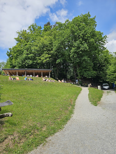 Lušt’n pod hrastom - Lukovica pri Domžalah