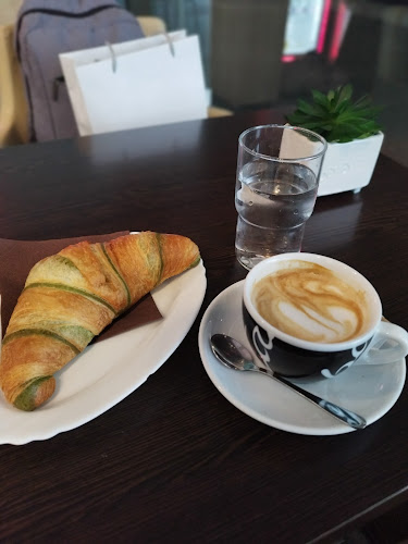 Opinii despre Kavarna Trafika în Ljubljana - Gastronomija in gostinstvo