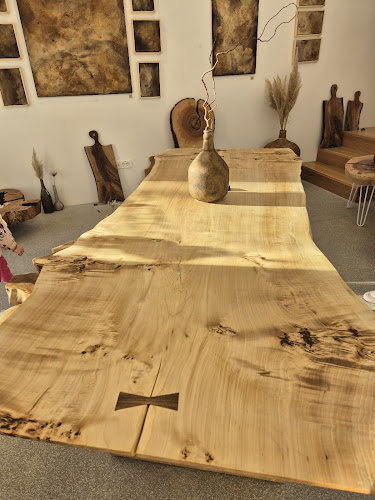 Kavarna Rog - Gastronomija in gostinstvo