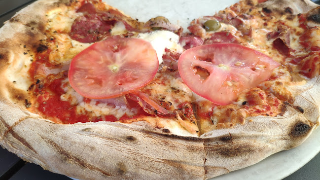 Picerija Afrika - Gastronomija in gostinstvo