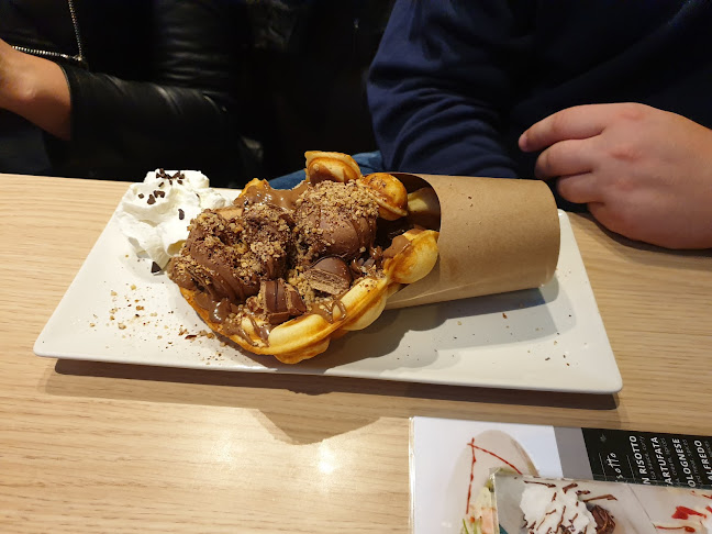 Comentarii opinii despre Papagayo Cocktail Bar & C H O C O