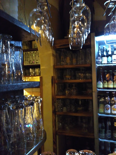 Godec Pub - Gastronomija in gostinstvo