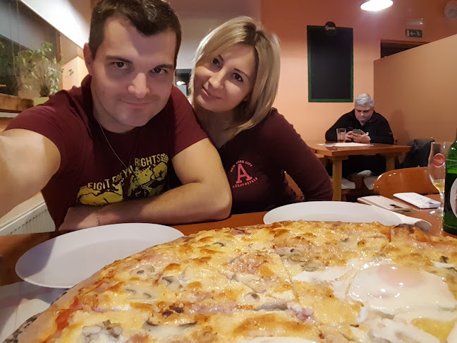 Pizzerija Kovač - Gastronomija in gostinstvo