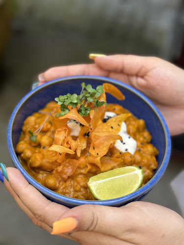 vhod iz Malega trga, Trubarjeva cesta 7, 1000 Ljubljana