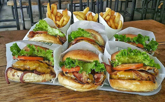 Comentarii opinii despre Lars&Sven burgers Lj-Šiška