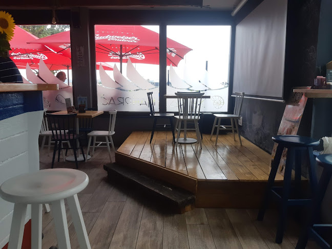 Bar Mandrač - Gastronomija in gostinstvo