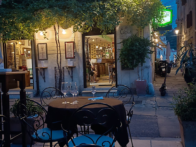 Partizanska ulica 2, 6330 Piran