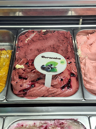 Morova ulica 25 E, 6310 Izola