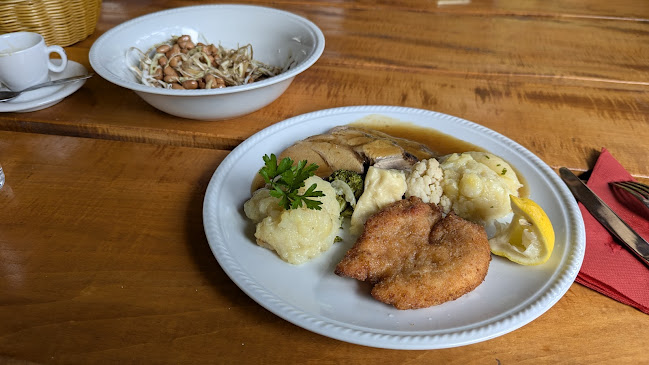 Opinii despre Lovski dom Pr"Slavcu Koče în Kočevska Reka - Gastronomija in gostinstvo