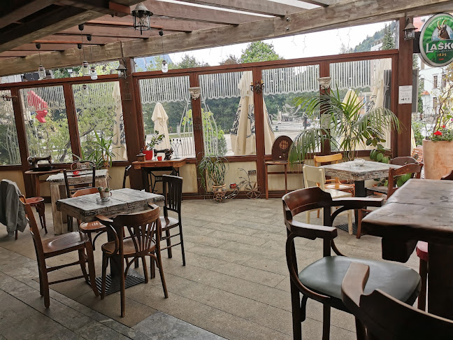 Tea-ter Bar Jesenice - Gastronomija in gostinstvo