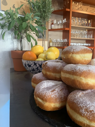 Stolp Bar - Gastronomija in gostinstvo