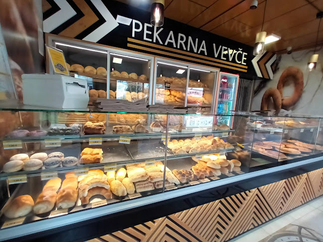 Gigola, Pekarstvo, D.O.O. - Gastronomija in gostinstvo