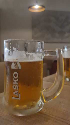 S - Caffe- kavarna, sobe in wellness