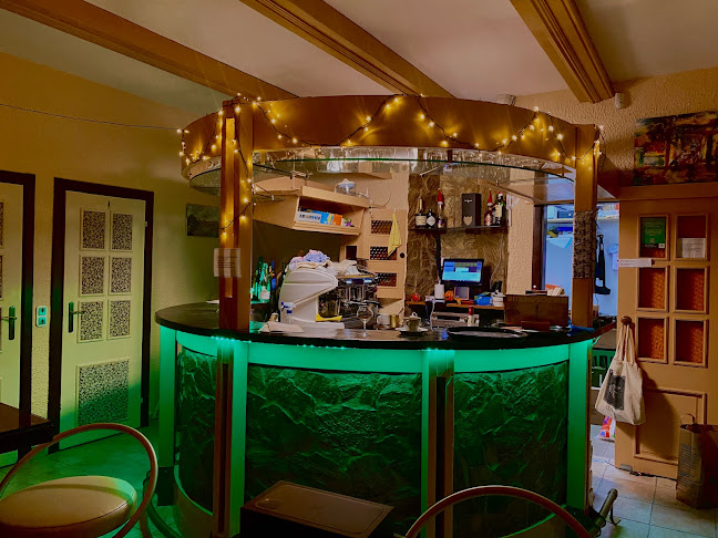 Mikrogalerija kavarnica - Gastronomija in gostinstvo