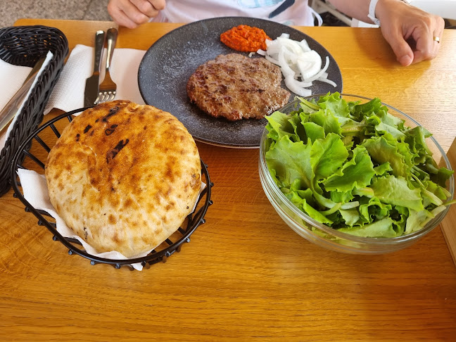 Comentarii opinii despre Okrepčevalnica Zadruga