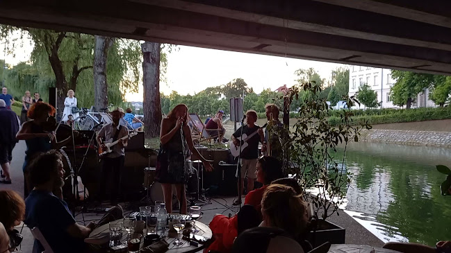 Comentarii opinii despre Klub Rečnih Kapitanov