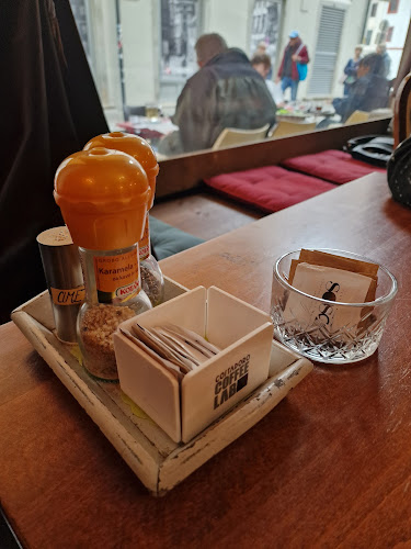 Piaf - Gastronomija in gostinstvo