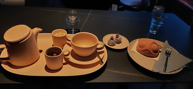 Slovenska cesta 51, 1000 Ljubljana