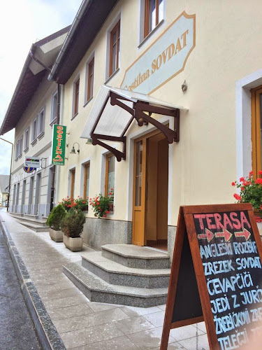 Trg golobarskih žrtev 24, 5230 Bovec