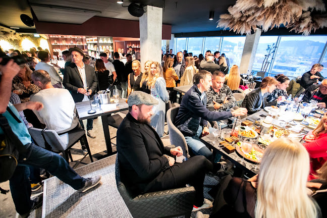 LUFT food & cocktails