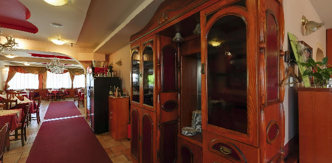 Opinii despre Restavracija Črnuški Dvor în Ljubljana - Črnuče - Gastronomija in gostinstvo