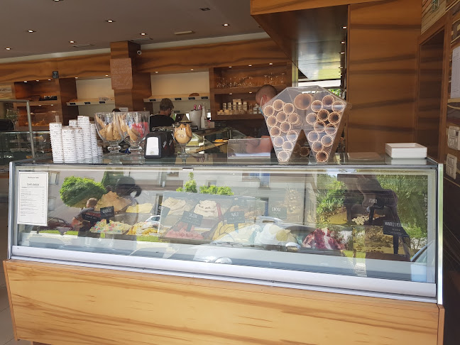 Slaščičarna in kavarna Julija (Bruno gostinstvo, trgovina in pekarna Gabrijele d.o.o.)