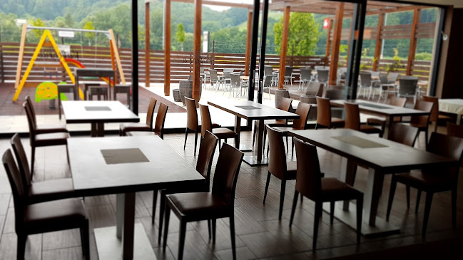 Slomškova ulica 10, 3215 Loče